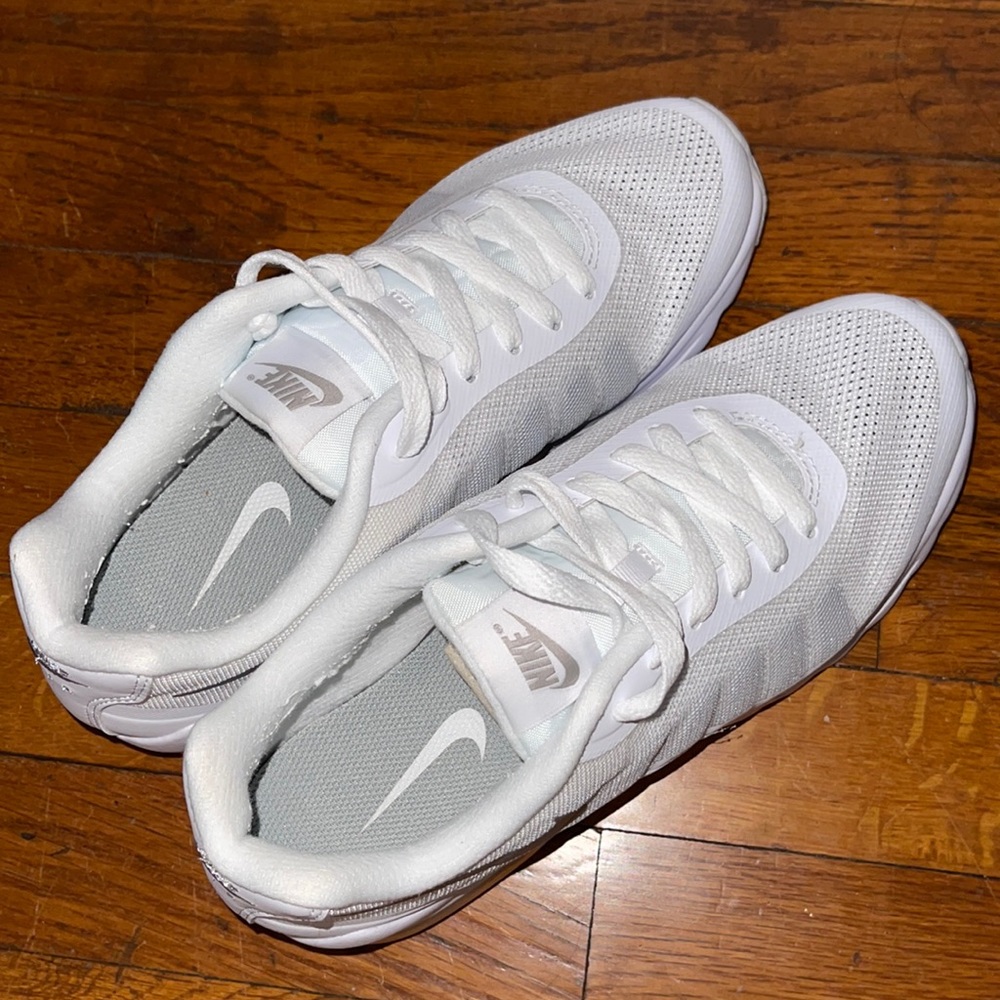 Nike Airmax Invigor